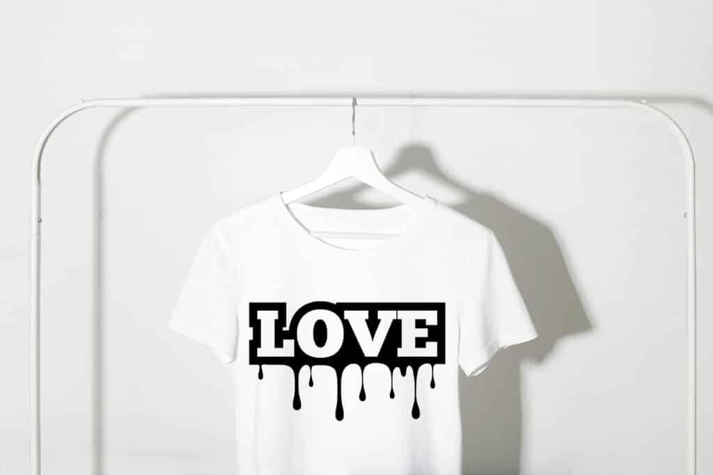 Dripping Love Free SVG Design for Valentine Crafts and Art Projects